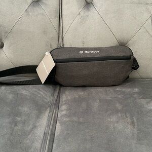 United x Therabody In Flight Items with Crossbody Bag